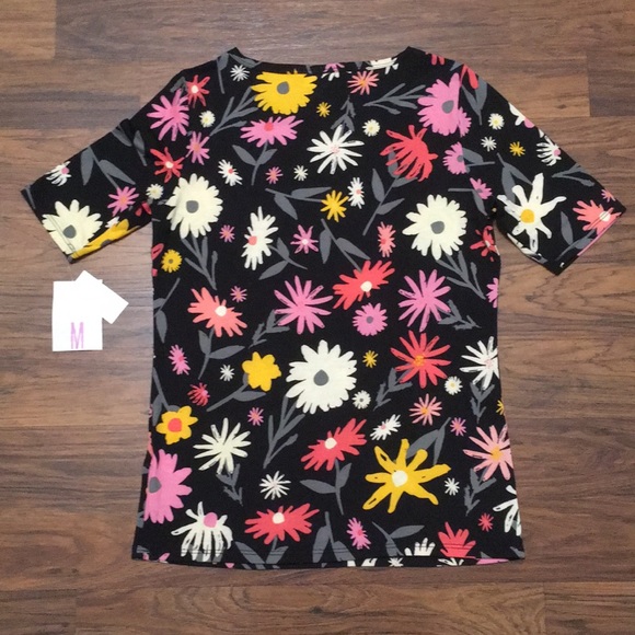 NWT LuLaRoe Gigi Fitted Elbow-Sleeve Tee, size M - Picture 2 of 5